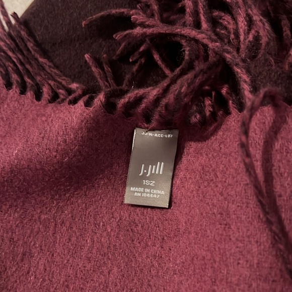 J. Jill Wool & Cashmere Purple Scarf - Picture 2 of 4